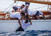 El Hispania cede el liderato de la XXIV Illes Balears Clàssics al caer un tripulante por la borda