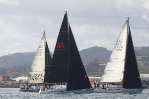 El Real Club Astur de Regatas celebró la sexta y última jornada del Trofeo de Otoño de Cruceros. 