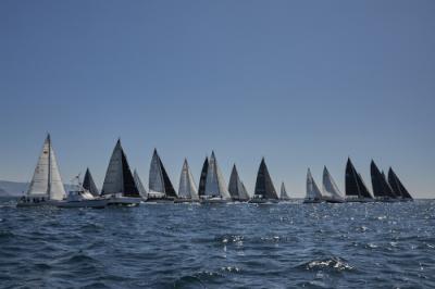 El Trofeo Conde de Gondomar se acerca a su desenlace con los favoritos apretando