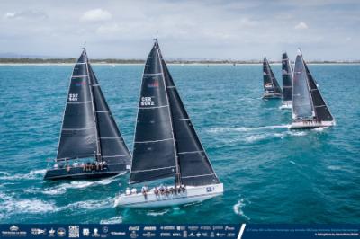 El Trofeo de la Reina está a punto para que la flota entre en liza en tres campos de regatas en aguas de Valencia