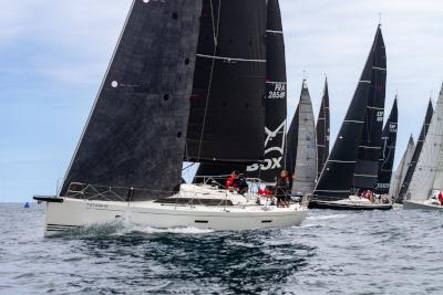 El Yamamay cántabro lidera el Campeonato de Bizkaia de Cruceros en el Abra