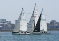 Fencer, Titicaca, Upoars y Vikingo lideran sus clases en la primera jornada de la XXVI Corona Gibraltar Regatta. 