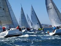 Jornada espectacular de vela en la disputa del trofeo “Bodega Benito Santos” en A Coruña