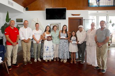 La Mar de Finisterre – Trofeo Pitusa Sabín dispuesta para largar amarras desde Portosín