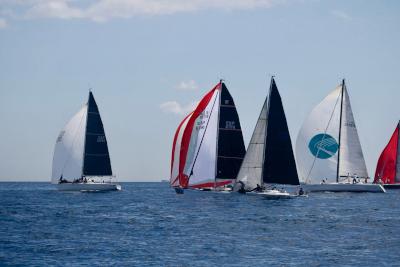 Máxima emoción en la VII Copa Intercontinental tras una segunda etapa que aprieta la clasificación general Máxima emoción en la VII Copa Intercontinental tras una segunda etapa que aprieta la clasificación general