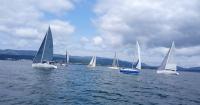 Siradella, Peperetes-Nortemar y Fixius se imponen en la primera manga de la XXIV regata ensenada de Rianxo Concello de Rianxo, trofeo Elidente.
