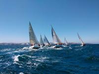“Raygrass III”, ganó las 111 botellas  de la coruñesa regata del vino “Benito Santos”