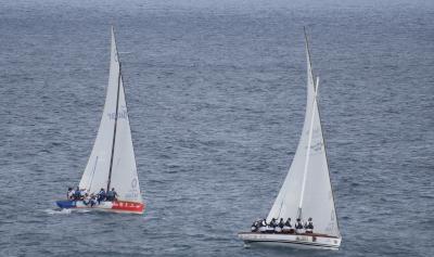 Fin de semana intenso con doble jornada de Vela Latina Canaria en la bahía capitalina