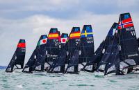 Barceló y Cantero entran en el podio provisional del Mundial de 49er FX 
