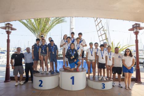 El RCN Torrevieja se proclama campeón autonómico de optimist por equipos 2026