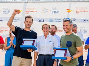 Fabio Bruggioni y Víctor Pérez, campeones de España de Snipe Master en Puerto Sherry Fabio Bruggioni y Víctor Pérez, campeones de España de Snipe Master en Puerto Sherry