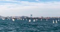 Fuerte lucha en “finn”, en la 1ª jornada el trofeo AD ASTRA del Náutico coruñés con 80 regatistas en el agua