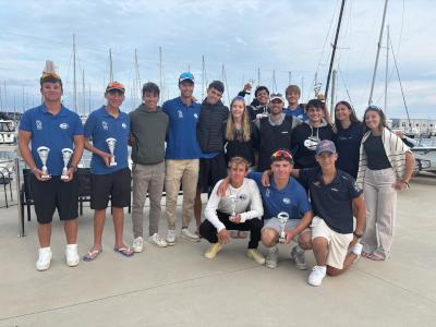 Los regatistas del Club Nàutic Cambrils brillan en el Trofeo Emili Lledó del Club Nàutic Arenys de Mar