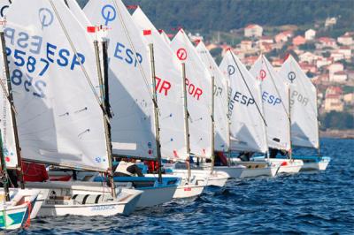 Optimist. Cambrils, Málaga y Campoamor se postulan como sedes en los nacionales de 2018 Optimist. Cambrils, Málaga y Campoamor se postulan como sedes en los nacionales de 2018