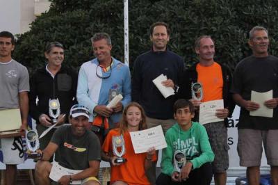 Rafael Ros, del CN Port Saplaya, vencedor absoluto de la Open XIII Surfari de Windsurf en el Mar Menor Rafael Ros, del CN Port Saplaya, vencedor absoluto de la Open XIII Surfari de Windsurf en el Mar Menor