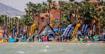 Sergio Turegano y Claudia León, primeros campeones de España Junior TT:R Kiteboarding Sergio Turegano y Claudia León, primeros campeones de España Junior TT:R Kiteboarding