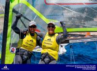 Xammar/Rodríguez, 2º en masculino, y Mas/Cantero, 3ªs en femenino, lucharán por las medallas de 470 en la final de la Copa del Mundo