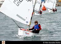 Álvaro Pérez,  se impone de nuevo, en la Copa de Asturias de Optimist. 